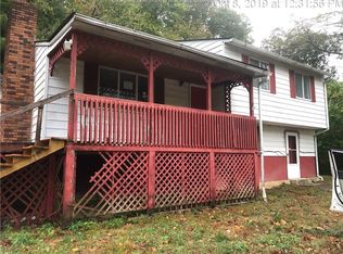 653 Branham Heights Rd, Sylvester, WV 25193