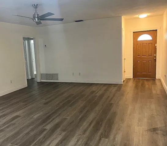 7411 Twin Sabal Dr — Photo 4