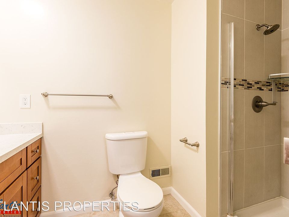 1st image of 642 Nello Dr APT 1