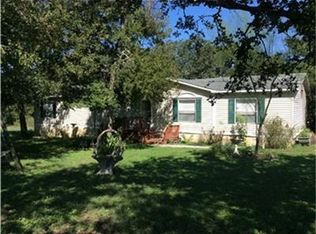 558 Paffen Rd, Paige, TX 78659