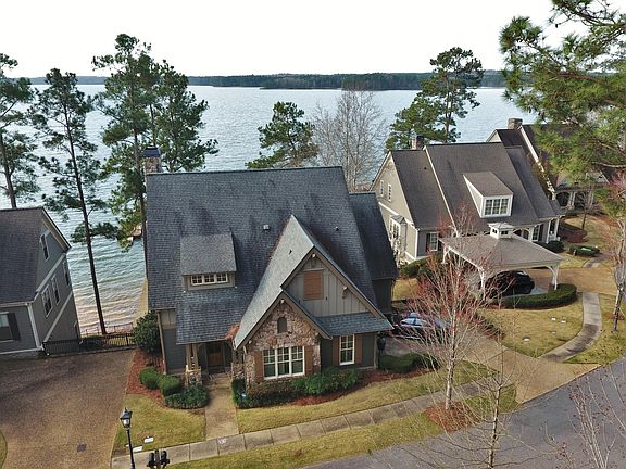 5th image of 393 Glynmere Dr