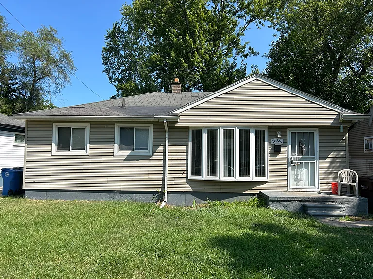 28326 Rosewood St — Photo 1