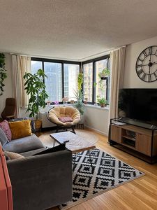 250 E 40th St APT 10E, New York, NY, 10016