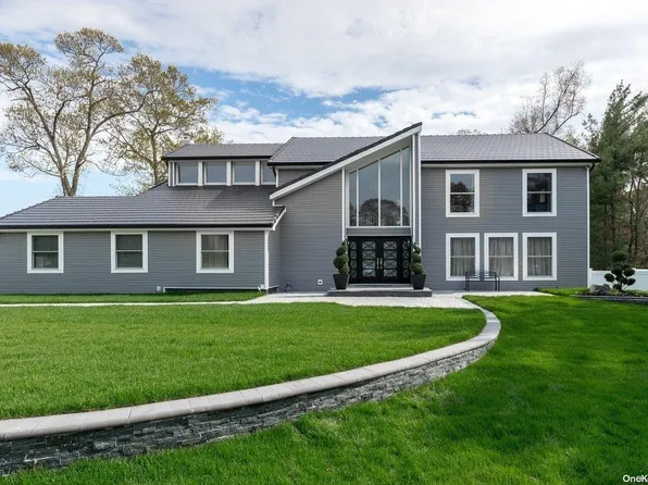 41 Setalcott Place, Setauket, NY 11733