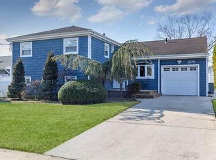 2578 Saw Mill Rd, Bellmore, NY 11710