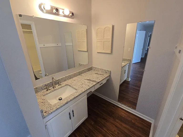 5360 Chatham Hall Dr — Photo 19