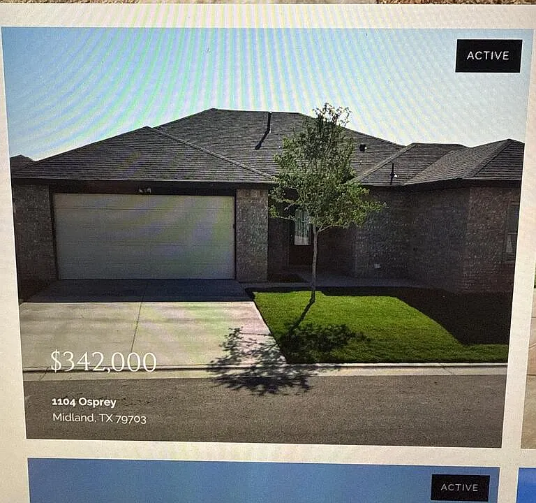 1104 E Osprey Dr