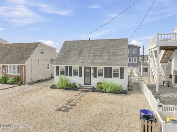 18 S 34th Street W, Long Beach Twp, NJ 08008
