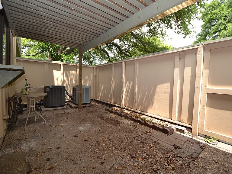 900 W Village Ln — Photo 10