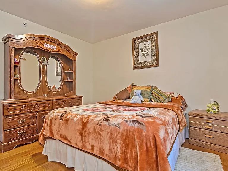 45 Nightingale St #B — Photo 22