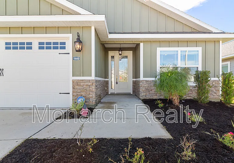 1689 SW 71st Cir — Photo 4