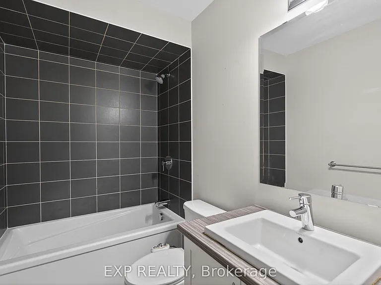 322 Rainrock Cres — Photo 22