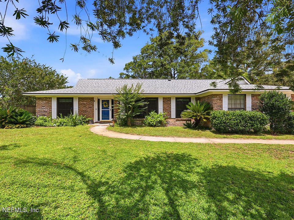 1st image of 346 FOXRIDGE Road