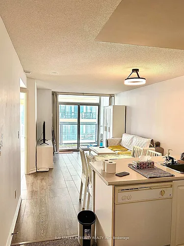 30 Hayden St Photo 1