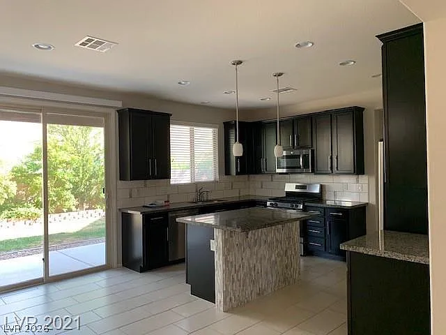 9584 Abbey Pond Ave — Photo 4