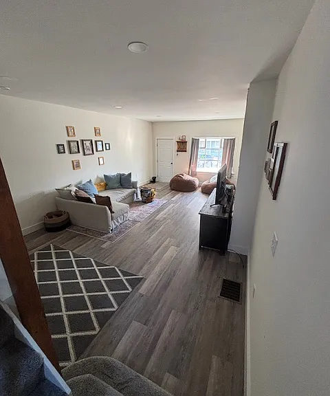 105 E Main St — Photo 5