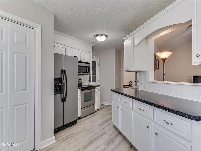 135 Summerfield Cir — Photo 10