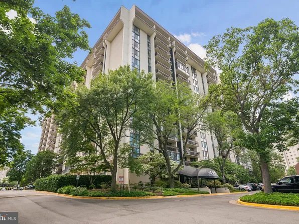 5300 Holmes Run Pkwy APT 403, Alexandria, VA 22304