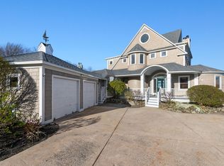 65 Summer Pl, Portland, ME 04103