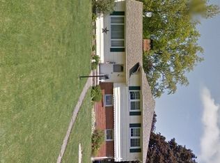 66 Suellen Dr, Rochester, NY 14609