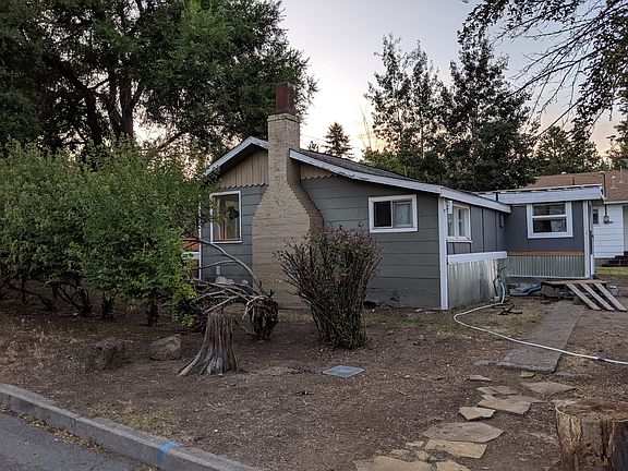 Sidewalk from Hartford