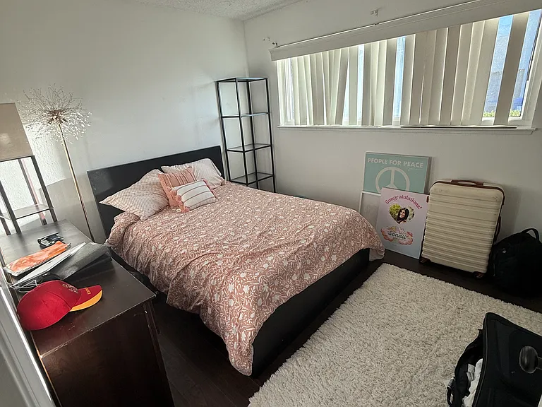 5584 Spinnaker Dr #1 — Photo 6