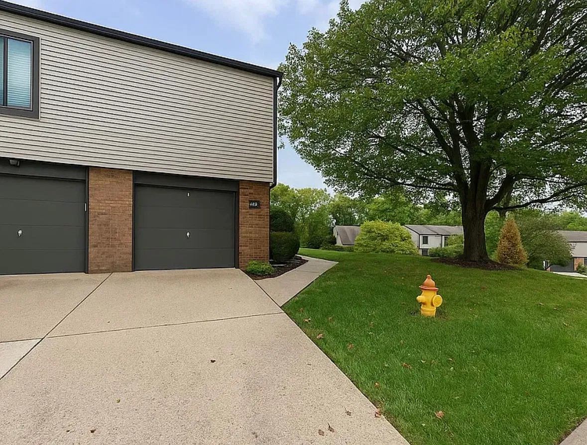 2 bed, 864 sqft, $1,550 — Photo 1
