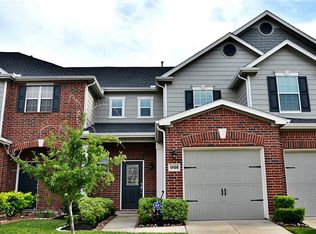 13135 Lawsons Creek Ln, Houston, TX 77072