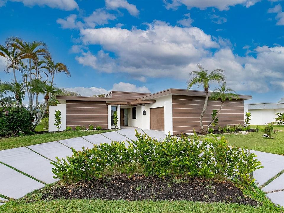 1st image of 5109 Banyan Ln