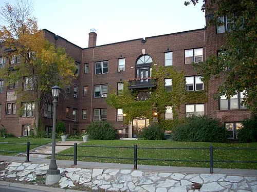 Cambridge Court Photo 1