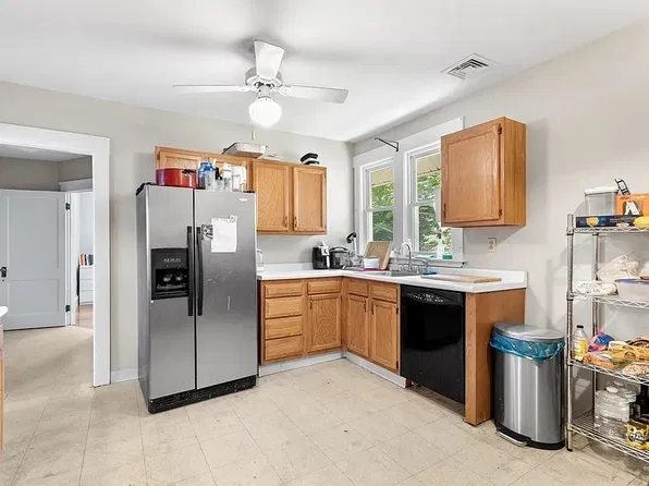 8 Murray Hill Rd, Malden, MA