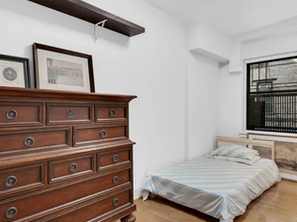 49 East 96th Street image 15 of 17