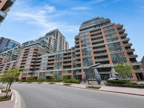 85 E Liberty St #725, Toronto, ON M6K 0A2