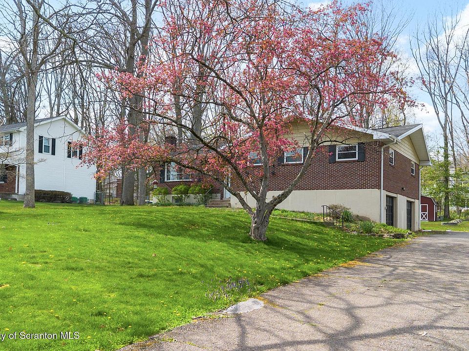 1st image of 43 Walden Dr