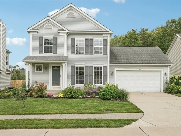 7680 Woodpath Dr, Hudson, OH 44236