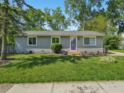 2121 Champagne Dr, Ann Arbor, MI, 48108