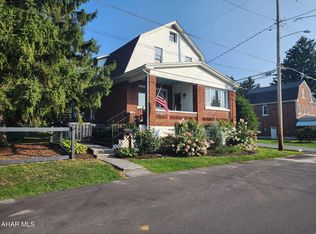 1327 Jackson Ave, Altoona, PA 16602