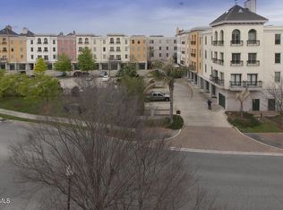 201 Settlers Trace Blvd APT 2413, Lafayette, LA 70508