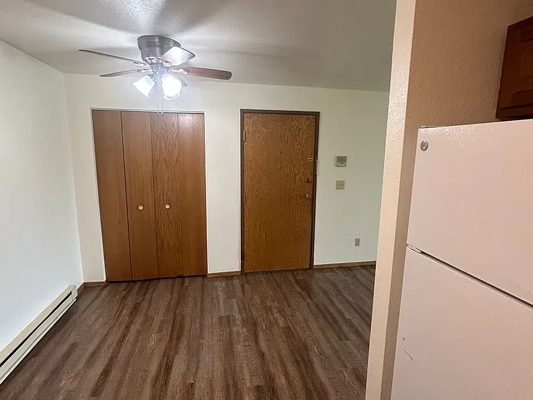 3949 Washington Avenue Apartments — Photo 17