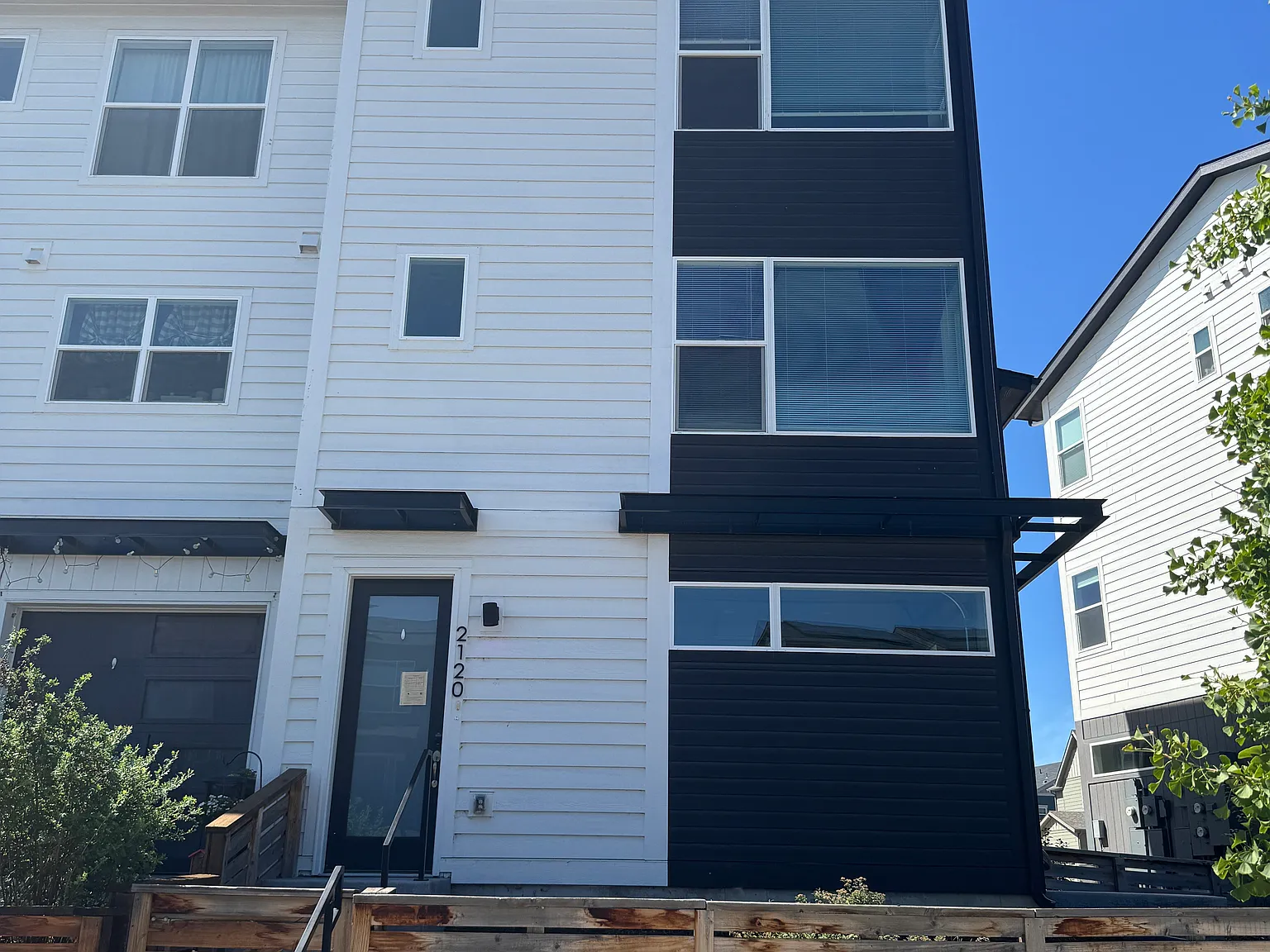 2120 Alcott Way — Photo 1
