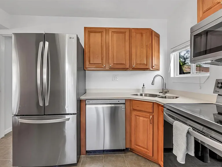 612 Mockingbird Dr — Photo 4