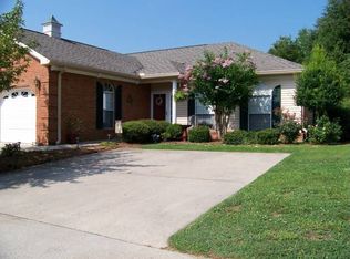 1709 Chestnut Oak Dr #1, Dalton, GA 30721