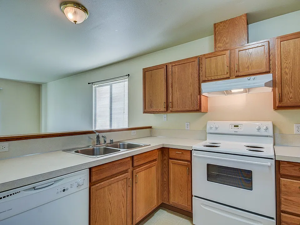 0628-1491 NW Falls Creek Loop