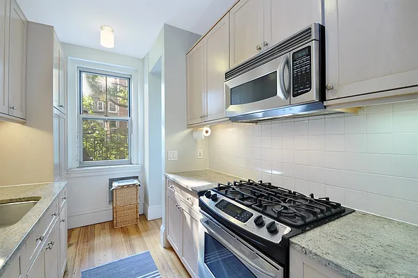 Sold by Corcoran | media 25