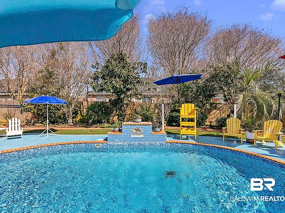 5th image of 16471 Othello Ln