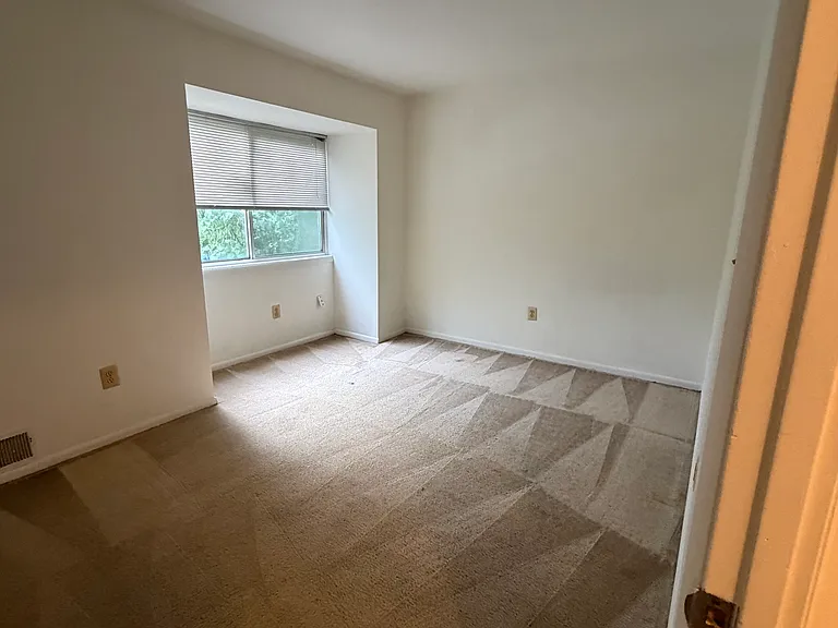 2210 Chamblee Pl — Photo 7