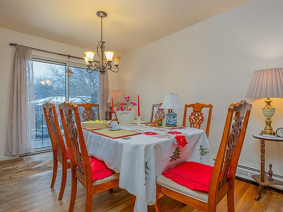 3rd image of 49 Bon Aire Cir APT 7712