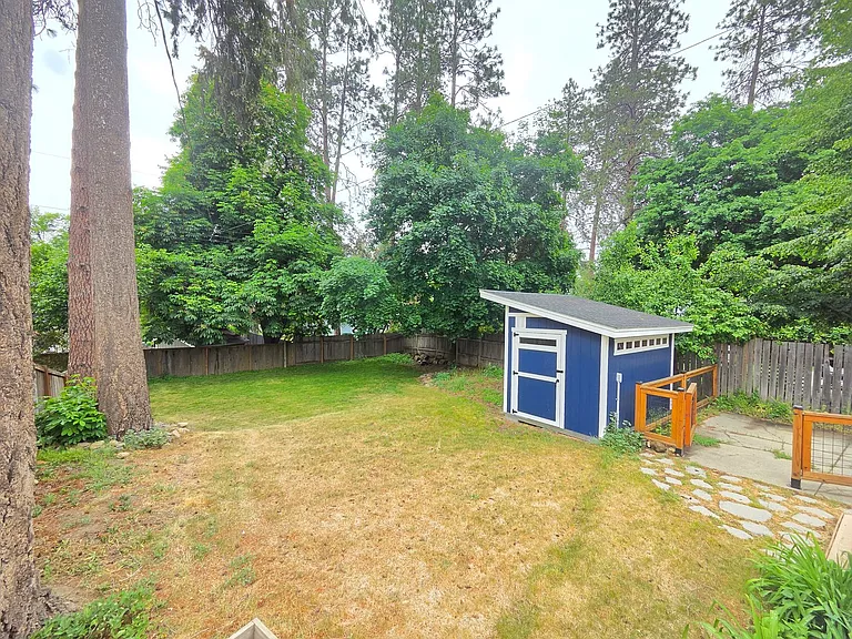 34 W 26th Ave — Photo 32