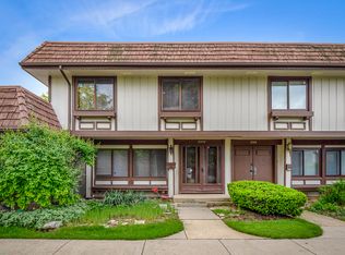 5576 Santa Cruz Dr, Hanover Park, IL 60133