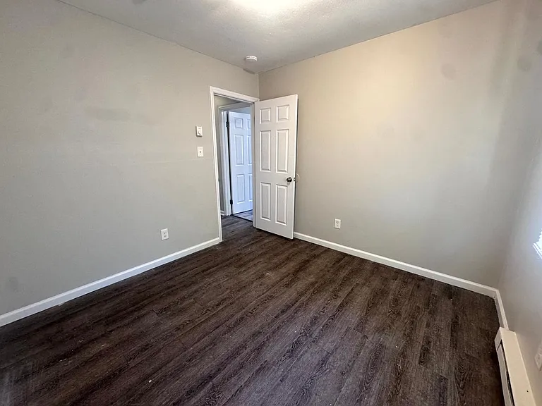 927 Fiske Dr — Photo 16